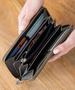 Helensaxon.shop0b628135cc 4