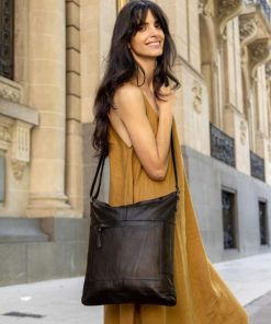 Helensaxon.shop12952613f9 1