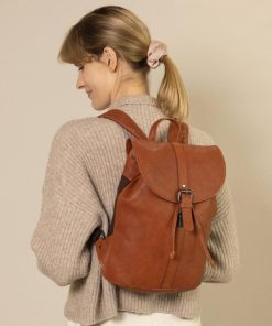 Helensaxon.shop14106d95b9 1