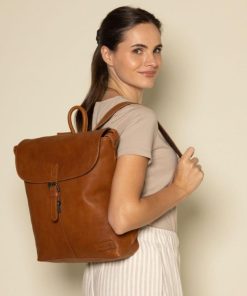 Helensaxon.shop16d16c41a2 1