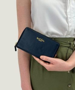 Helensaxon.shop20647ddea0 1