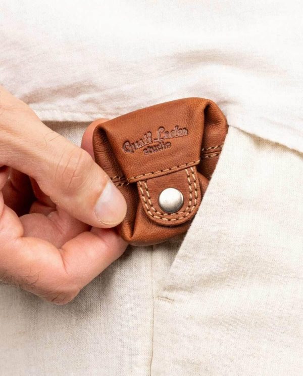 Helensaxon.shop25ecbf3175 1