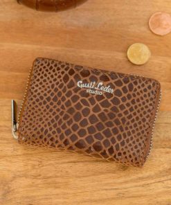 Helensaxon.shop3dbe69d82c 1