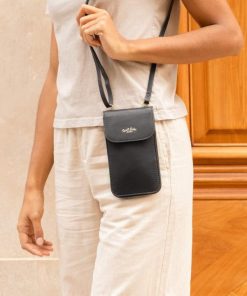 Helensaxon.shop4632a45e45 1