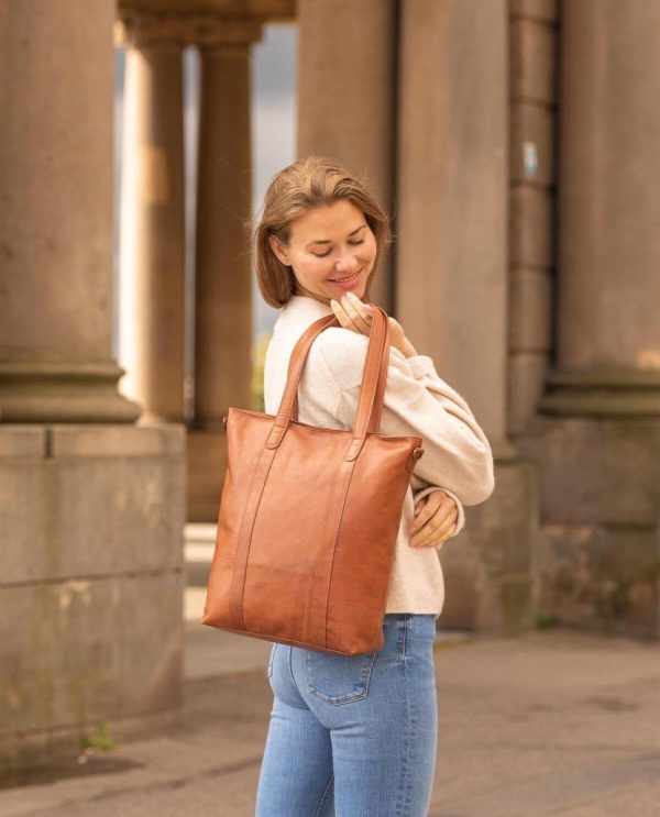 Helensaxon.shop5279f78000 1