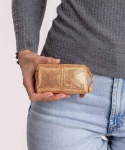 Helensaxon.shop53efab33b2 1