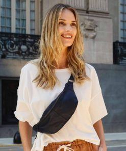 Helensaxon.shop5b74f40a87 1