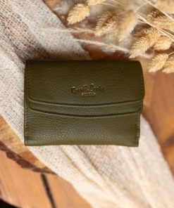 Helensaxon.shop5c89c419e8 1