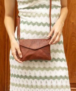 Helensaxon.shop5fb7d934ef 1