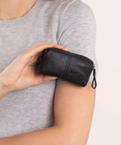 Helensaxon.shop6190009e11 1