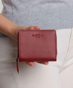 Helensaxon.shop650cee91d0 1