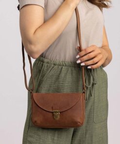 Helensaxon.shop6e8a8e49ab 1