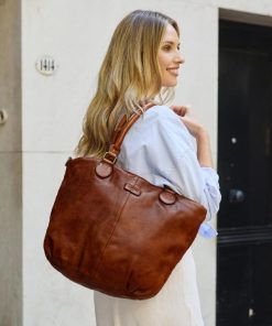 Helensaxon.shop6f7b13f132 1