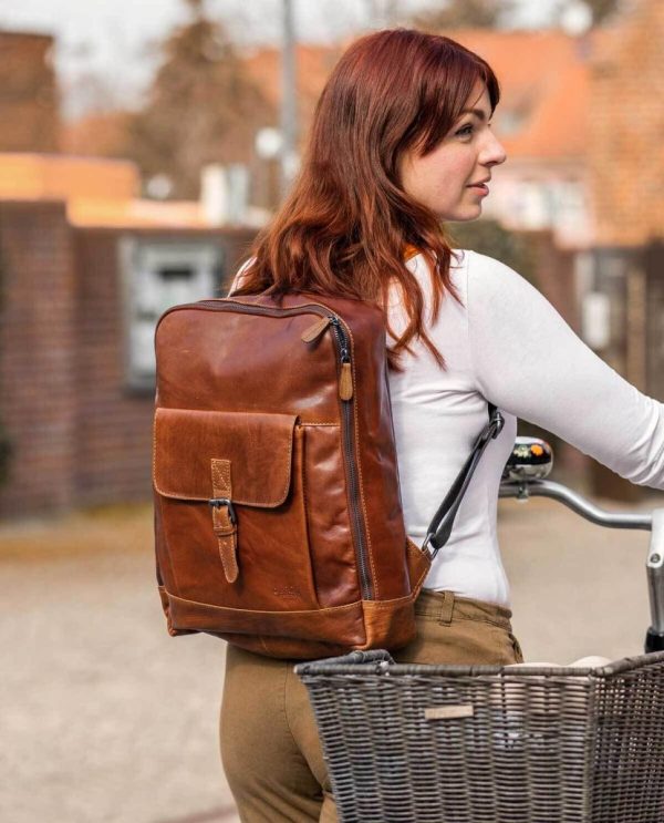 Helensaxon.shop7ca96f64c2 1