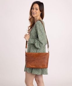 Helensaxon.shop7dea7c4176 1