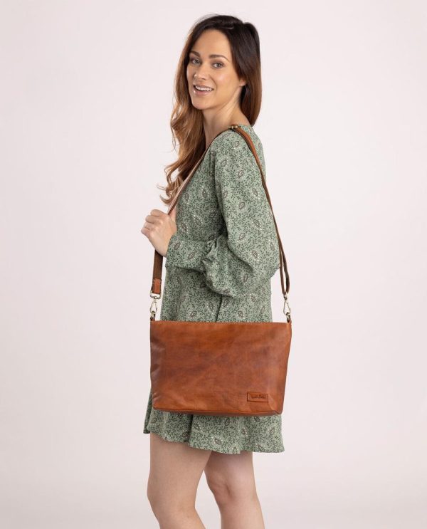 Helensaxon.shop7dea7c4176 1