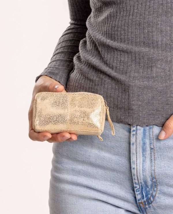 Helensaxon.shop8ee0c7164c 1