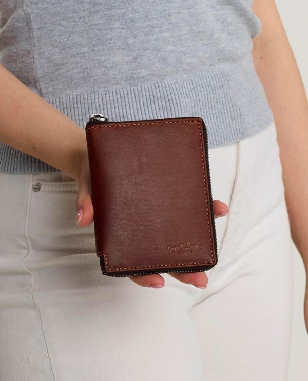 Helensaxon.shop9085ed2b89 1