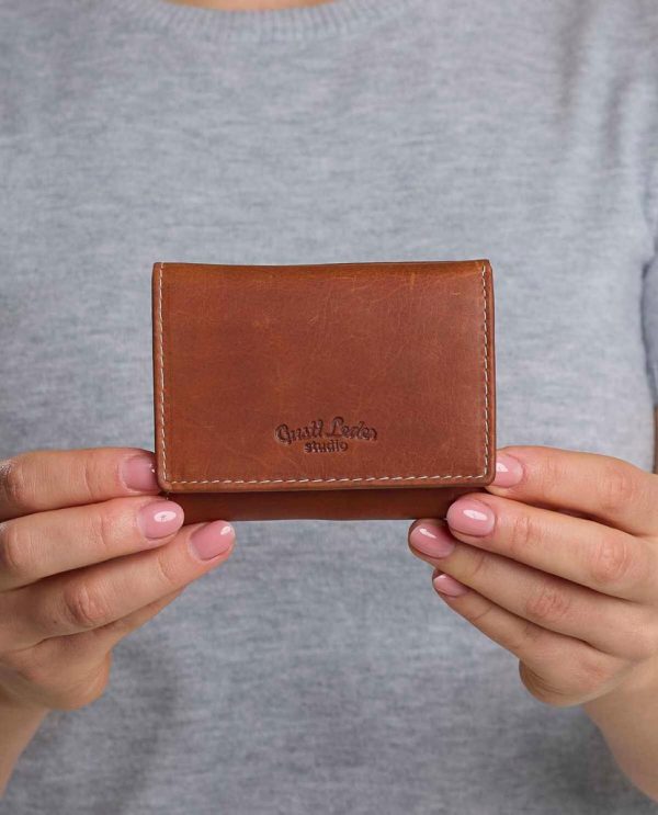 Helensaxon.shopa4e4f13d56 1