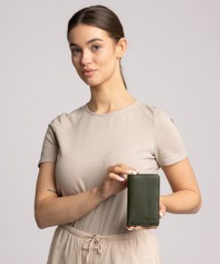 Helensaxon.shopa5aeaac90b 1