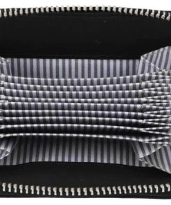 Helensaxon.shopb3c6729145 5