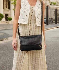 Helensaxon.shopc05c7d451b 1