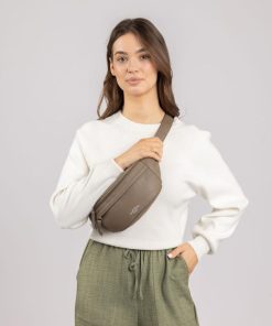 Helensaxon.shopc60bcd7853 1