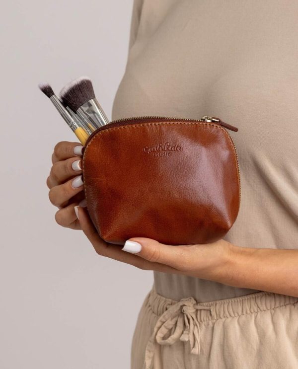 Helensaxon.shope901604982 1