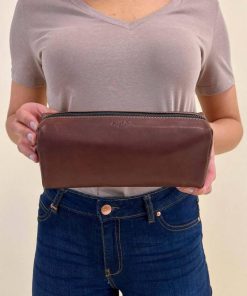 Helensaxon.shopf4577db27d 1