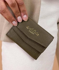 Helensaxon.shopf580d20a30 1