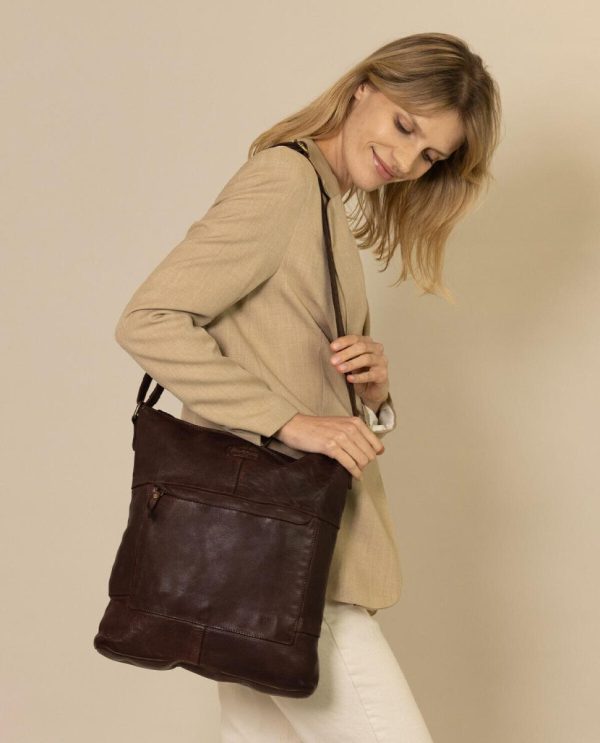 Helensaxon.shopf9a2a08f19 1